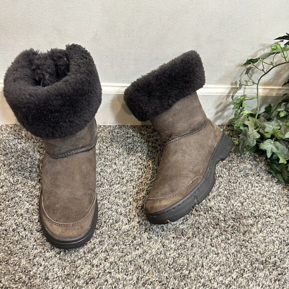 UGG Boots Size 6 Ultimate Bind Brown Suede Leather Back Lace Up foldover - Picture 1 of 9